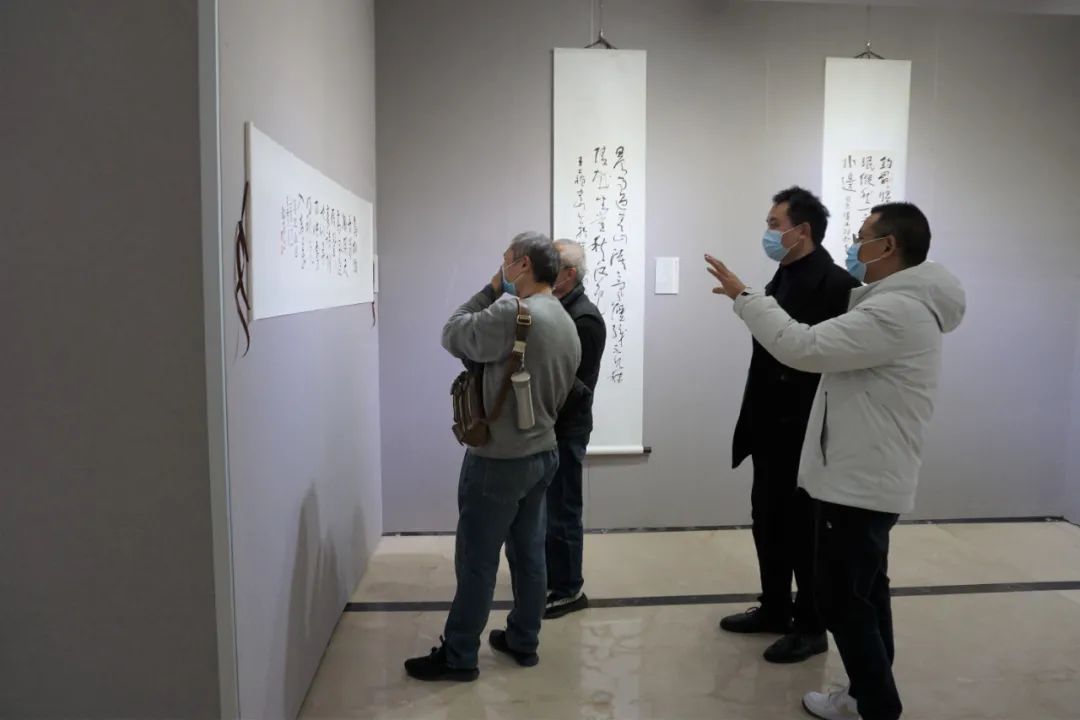 “内外星河——舒炯书法艺术展”在四川福宝美术馆盛大开幕