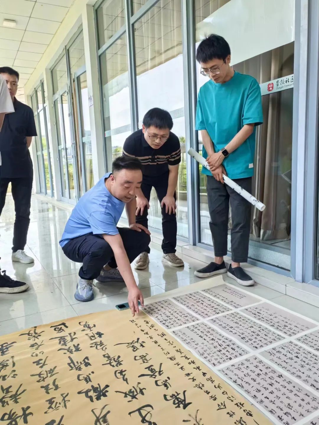 坐地日行八万里 书道精深处处师—龙泉驿区书法家协会2024年会员书法（行草书）公益培训班成功开班